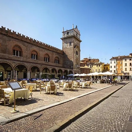 Grace Apartment - Smart Holiday Mantua Buitenkant foto